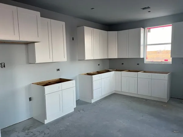 Cabinet Finishes Explained: Paint, Stain, Laminate, Thermofoil — Pros & Cons
